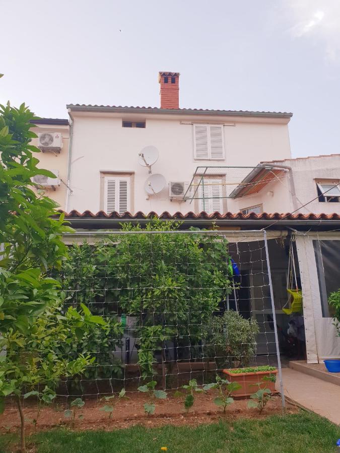 Guesthouse Fatuta Cres Exterior foto